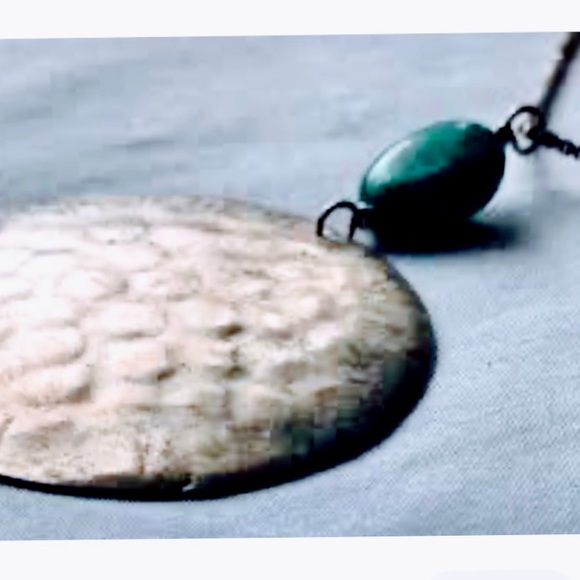 Silpada Vintage Hammered Sterling Silver Dic Turquoise Stone & Leather Necklace - Picture 5 of 7